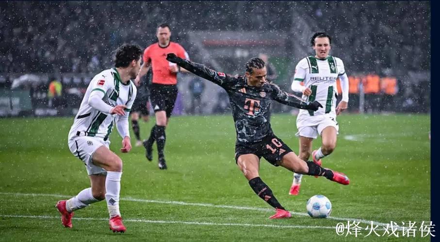 德甲-小阿扎尔进球阿什拉夫助攻 多特蒙德2-1客场击败门兴格拉德巴赫 德甲-小阿扎尔进球阿什拉夫助攻 多特蒙德2-1客场击败门兴格拉德巴赫