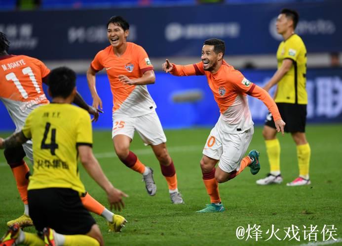 青岛西海岸喜迎中超首胜 青岛海牛遭遇开局三连败 青岛西海岸喜迎中超首胜 青岛海牛遭遇开局三连败